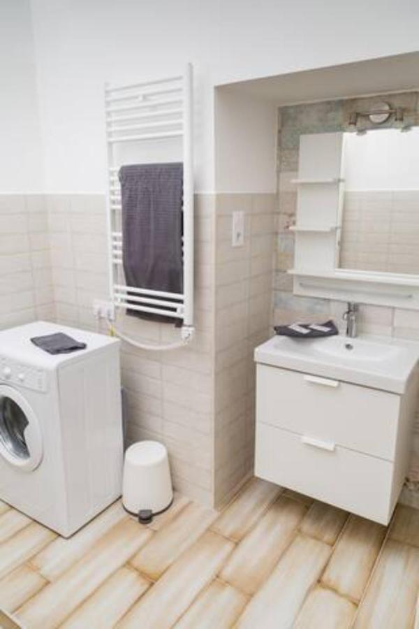 Hi-Bp Design Home Apartments In The Heart Of Budapest Ngoại thất bức ảnh
